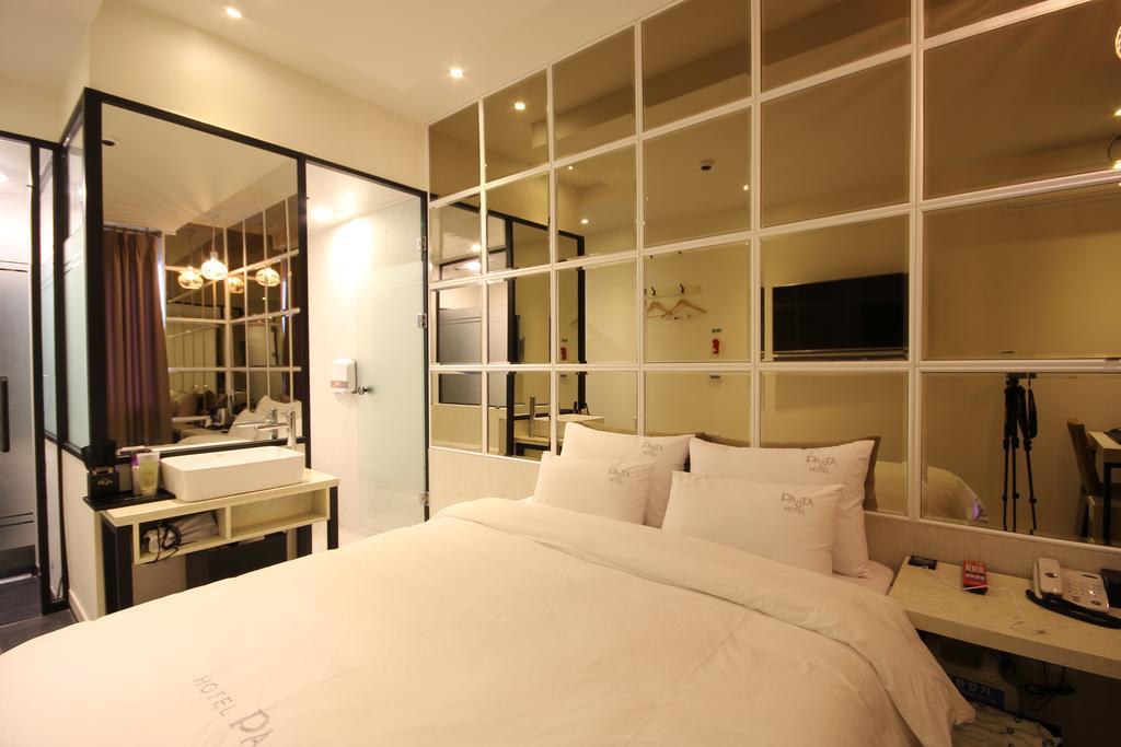Hotel 38.5 Jinhae Changwon Exteriör bild