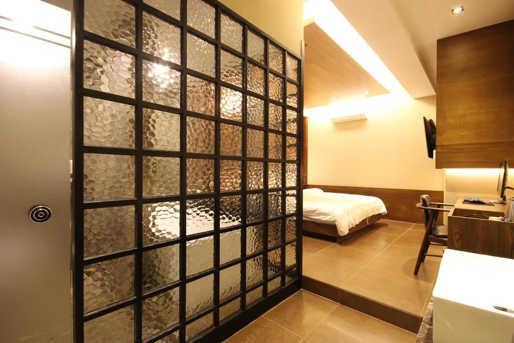 Hotel 38.5 Jinhae Changwon Exteriör bild