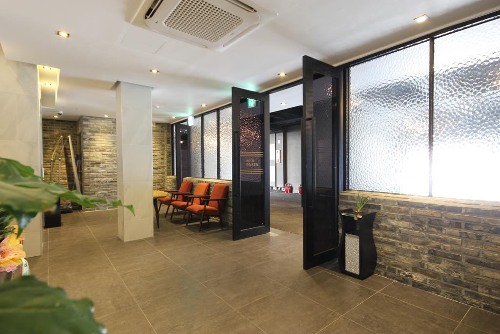 Hotel 38.5 Jinhae Changwon Exteriör bild