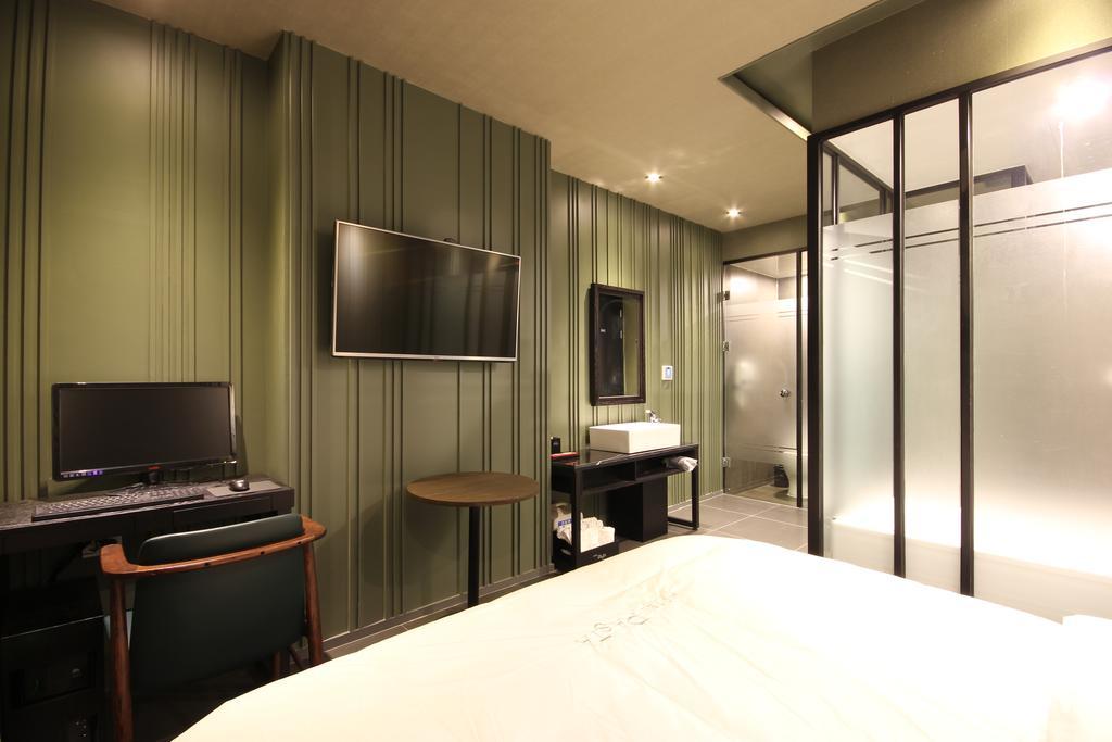 Hotel 38.5 Jinhae Changwon Exteriör bild