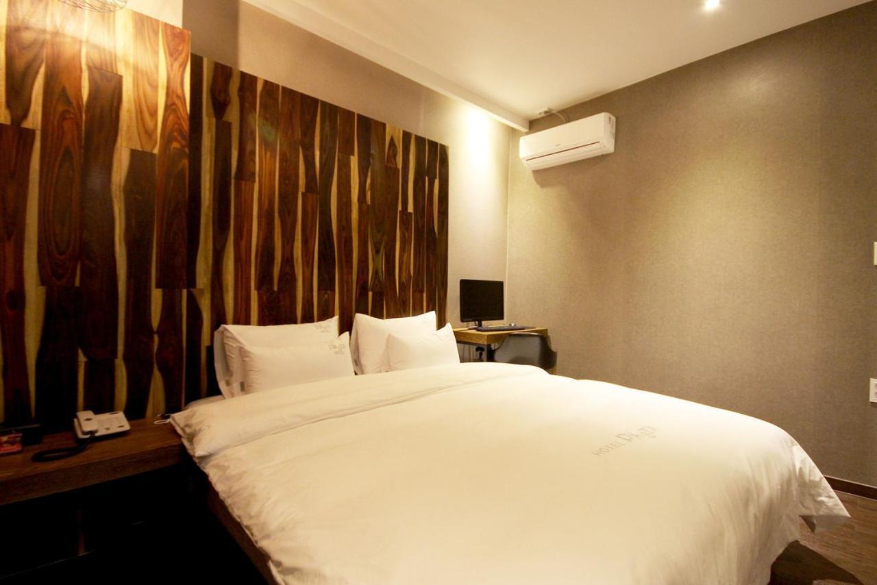 Hotel 38.5 Jinhae Changwon Exteriör bild