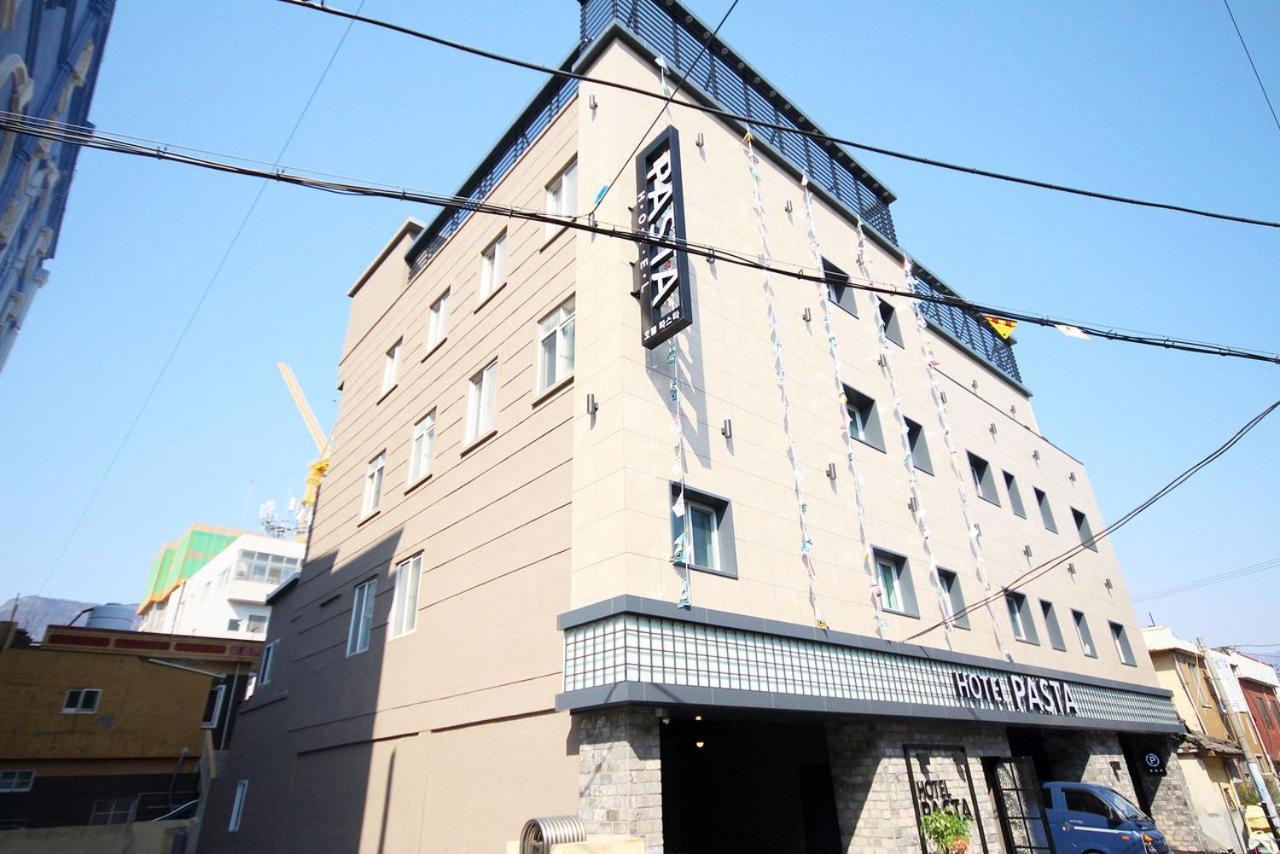 Hotel 38.5 Jinhae Changwon Exteriör bild